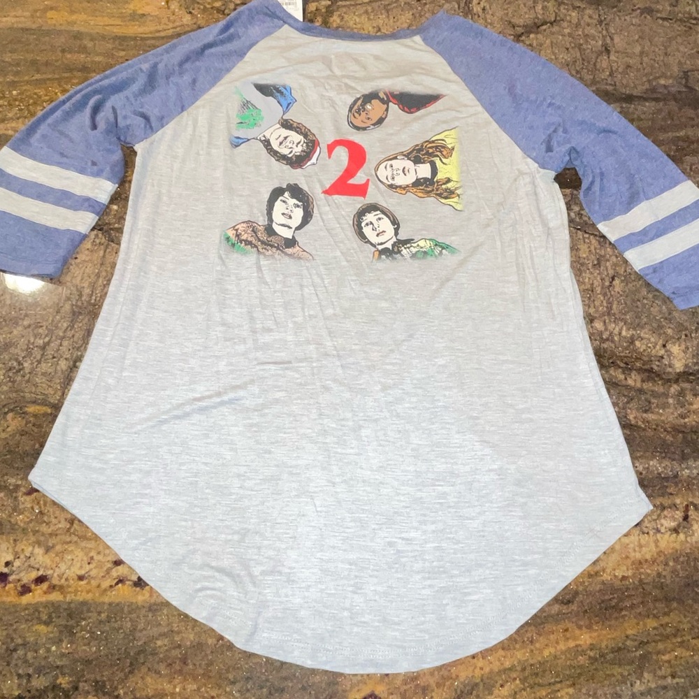 NWT Stranger‎ Things baseball type 3 quarter length sleeves tshirt size large